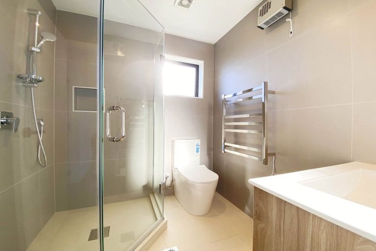 Photo of property in 176d Coronation Road, Hillcrest, Auckland, 0627