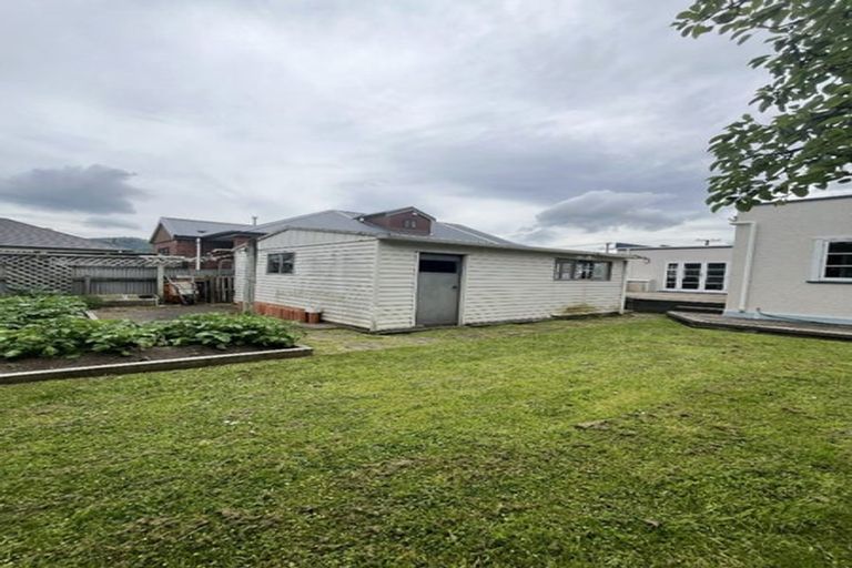 Photo of property in 3 Anderson Grove, Epuni, Lower Hutt, 5011