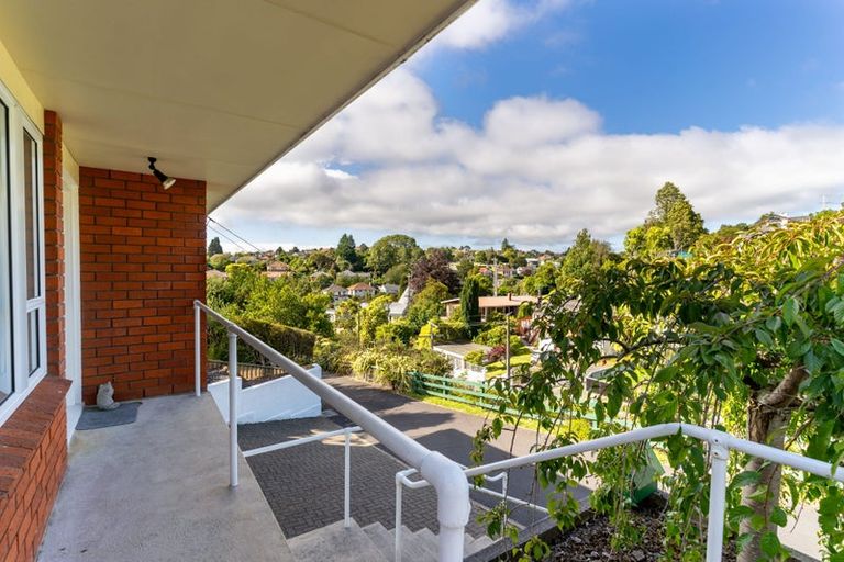 Photo of property in 20 Centennial Avenue, Helensburgh, Dunedin, 9010