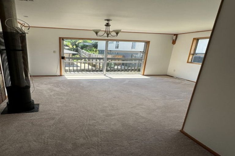 Photo of property in 42b Hogans Road, Glenfield, Auckland, 0629