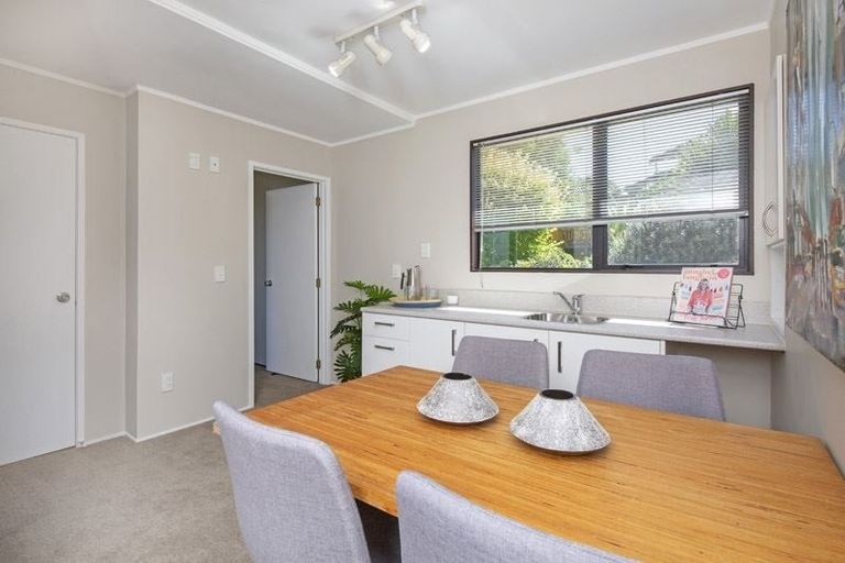 Photo of property in 30 Te Anau Place, Pakuranga Heights, Auckland, 2010
