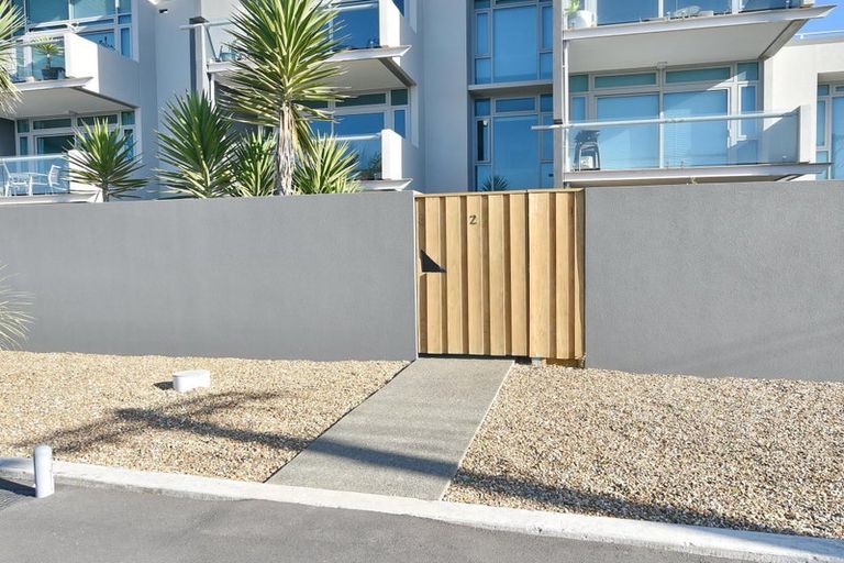 Photo of property in 2/272 Marine Parade, New Brighton, Christchurch, 8061
