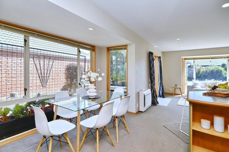 Photo of property in 44 Blue Gum Place, New Brighton, Christchurch, 8083