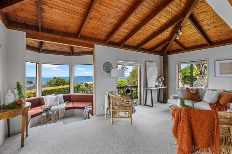 Photo of property in 16 Awatere Place, Snells Beach, 0920