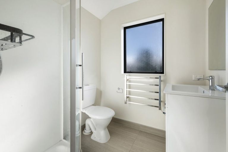 Photo of property in 10 Koko Mews, Mangere Bridge, Auckland, 2022