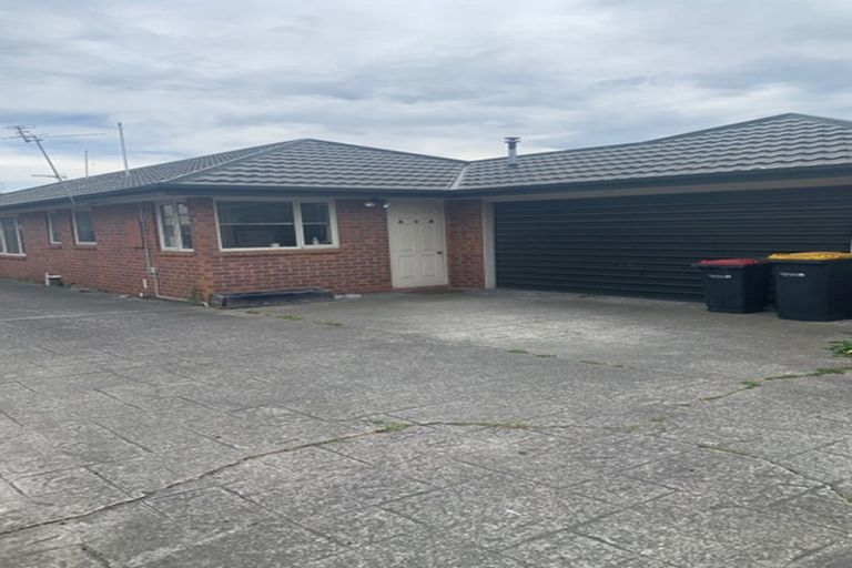 Photo of property in 65a Grafton Street, Waltham, Christchurch, 8011