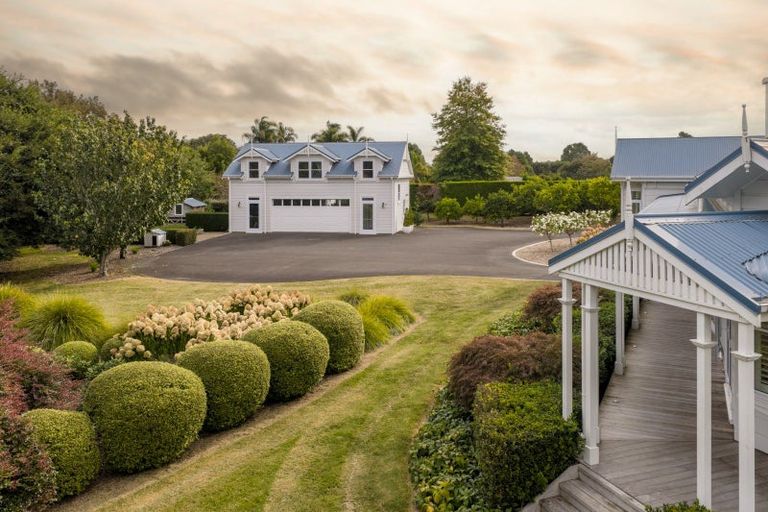 Photo of property in 37 Ryvington Lane, Tamahere, Hamilton, 3283