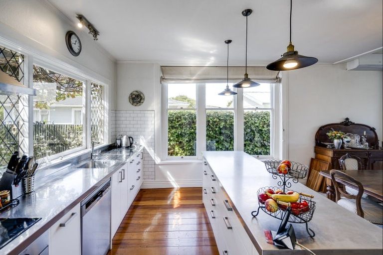 Photo of property in 607 Queen Street West, Saint Leonards, Hastings, 4120