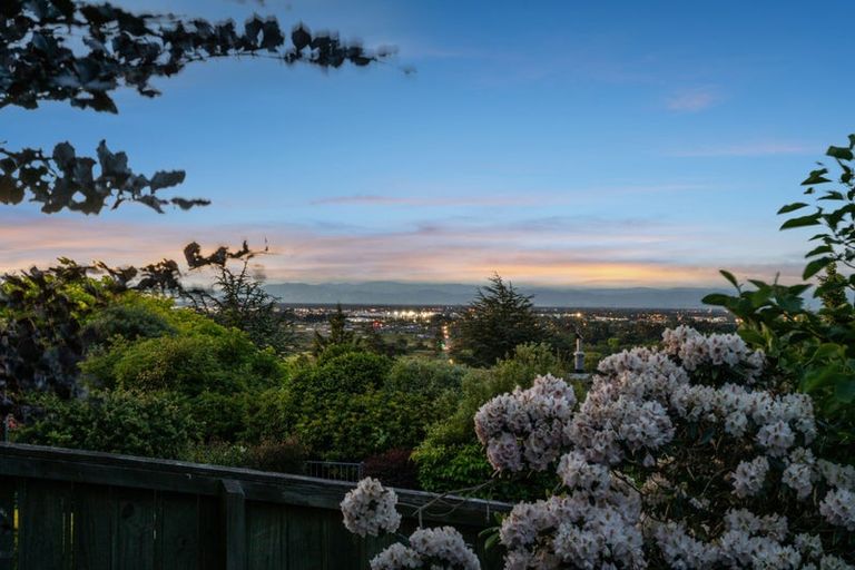 Photo of property in 53 Woodside Common, Westmorland, Christchurch, 8025