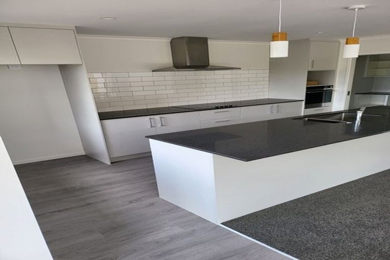 Photo of property in 6 Kohekohe Drive, Owhata, Rotorua, 3010