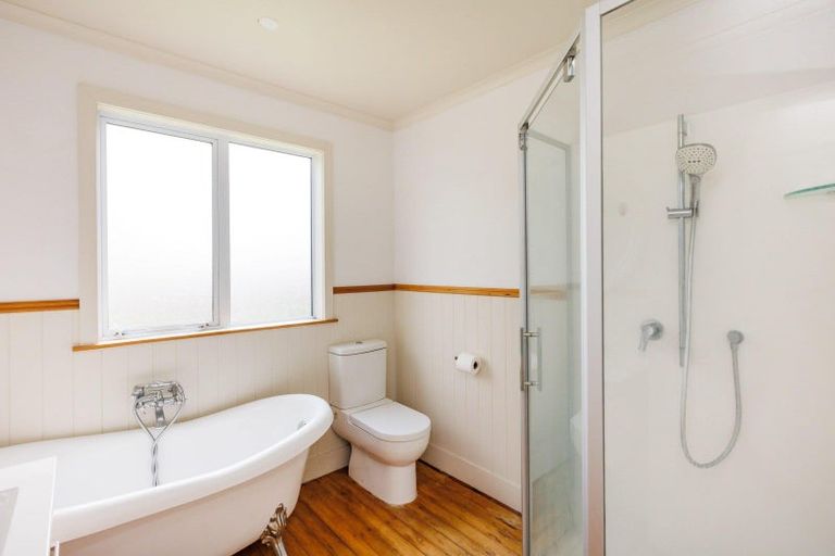 Photo of property in 157 College Street, Awapuni, Palmerston North, 4412