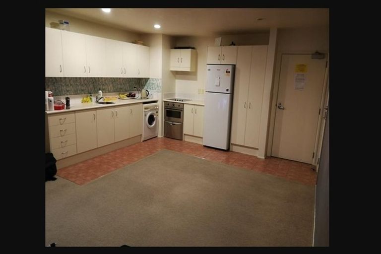 Photo of property in 17f/30 Westward Ho, Glen Eden, Auckland, 0602