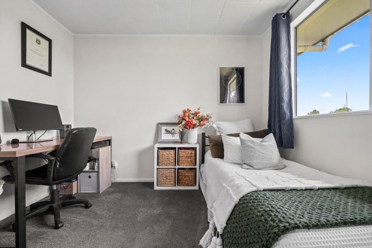 Photo of property in 1/63 Rosier Road, Glen Eden, Auckland, 0602