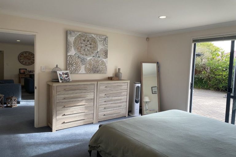 Photo of property in 3 Borris Close, East Tamaki, Auckland, 2016