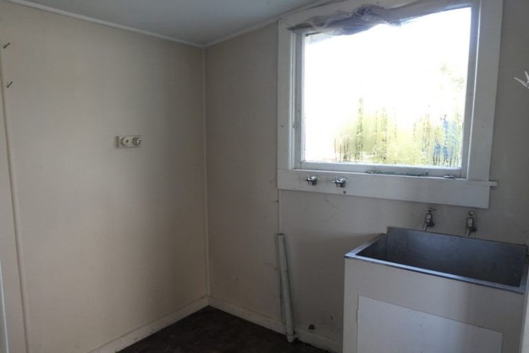 Photo of property in 26 Bentham Street, Westport, 7825