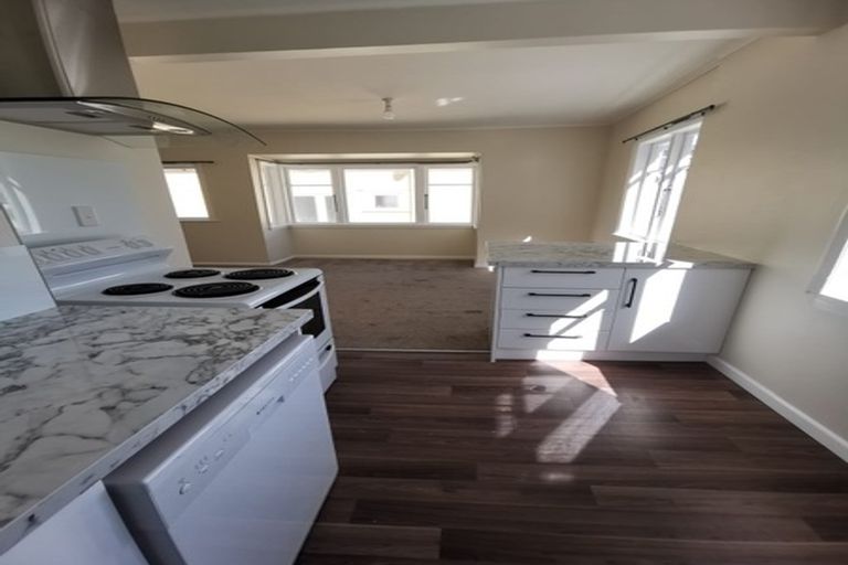 Photo of property in 19 George Street, Thorndon, Wellington, 6011