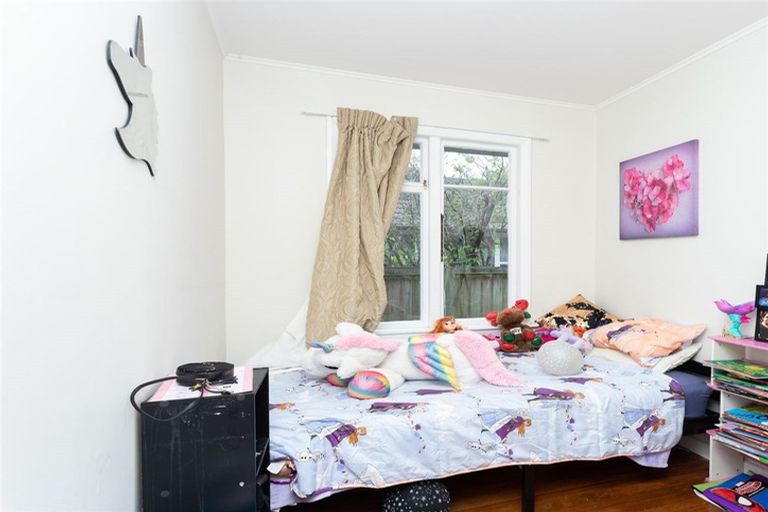 Photo of property in 25 Centaurus Road, Cashmere, Christchurch, 8022