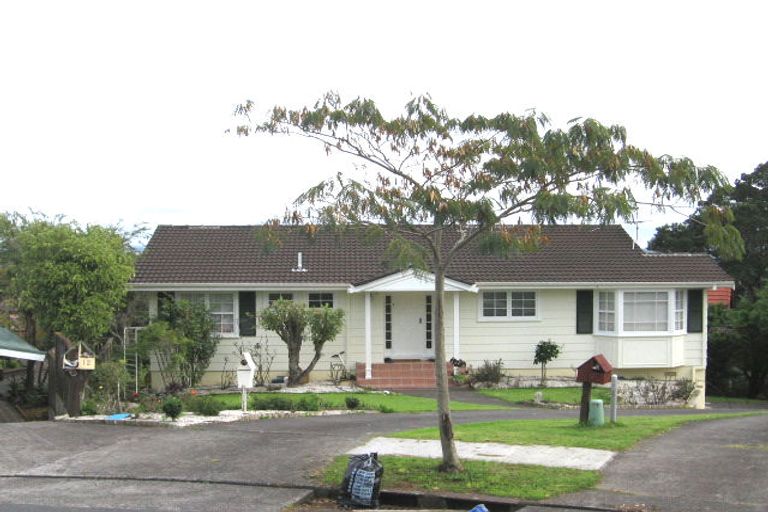 Photo of property in 11 Etherege Place, Howick, Auckland, 2014