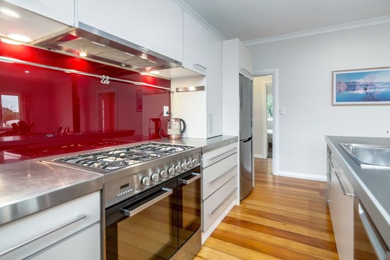 Photo of property in 1 Hayward Street, Featherston, 5710