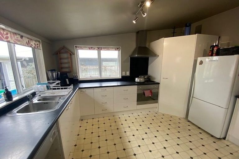 Photo of property in 707 Saint Aubyn Street West, Saint Leonards, Hastings, 4120