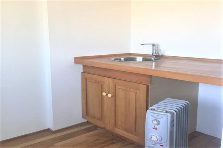 Photo of property in 40 Hindmarsh Street, Johnsonville, Wellington, 6037