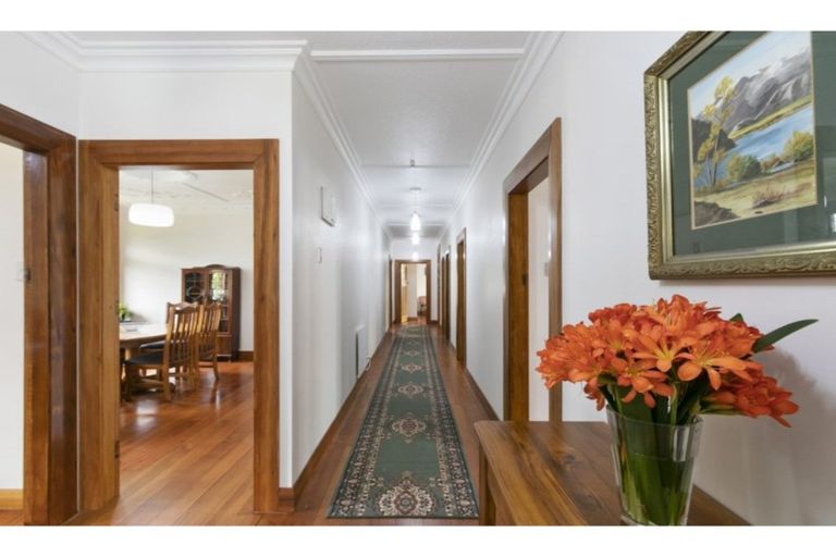 Photo of property in 22 Burnside Street, Waterloo, Lower Hutt, 5011