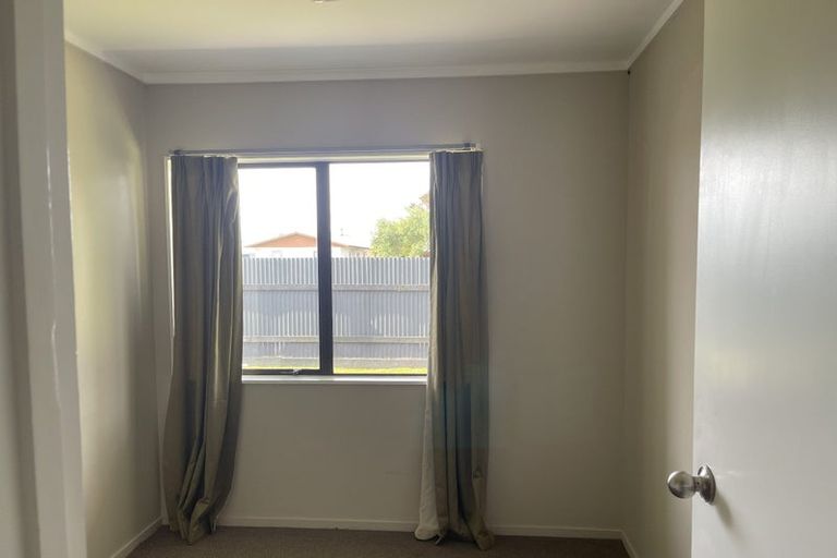 Photo of property in 5b Kilkee Terrace, Flaxmere, Hastings, 4120