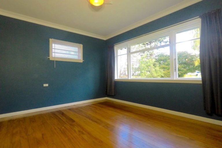 Photo of property in 9 Montgomery Street, Levin, 5510