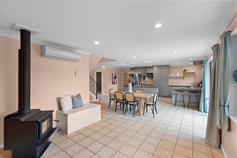 Photo of property in 33 Adian Way, Loburn, Rangiora, 7472