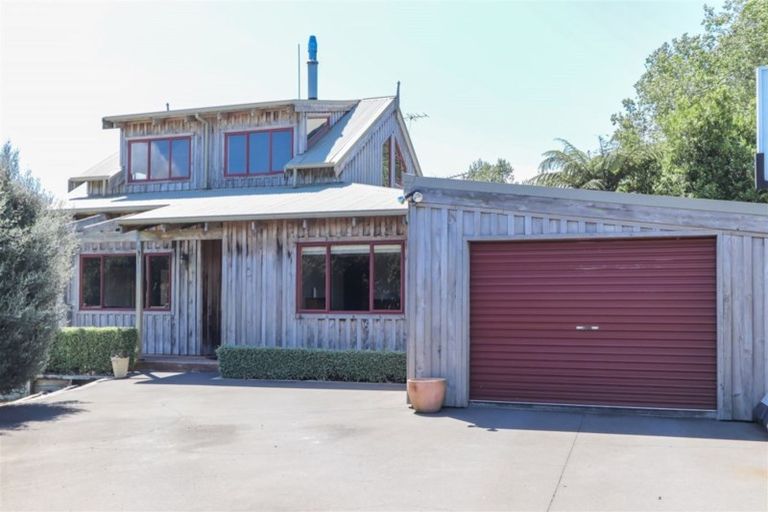 Photo of property in 13 Bosworth Street, Egmont Village, 4372