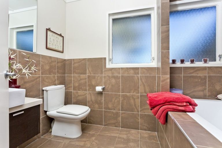 Photo of property in 189 Upper Harbour Drive, Greenhithe, Auckland, 0632