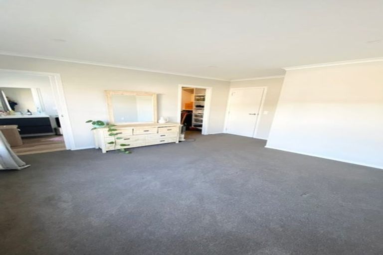 Photo of property in 153 Waipounamu Drive, Kelson, Lower Hutt, 5010
