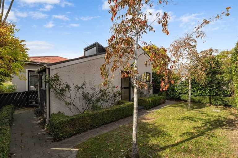 Photo of property in 160 Idris Road, Strowan, Christchurch, 8052