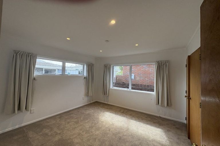 Photo of property in 28 Second Avenue, Avenues, Whangarei, 0110