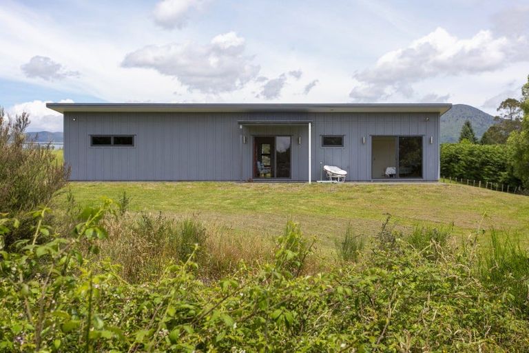 Photo of property in 5a Rangikatea Road, Omori, Turangi, 3381