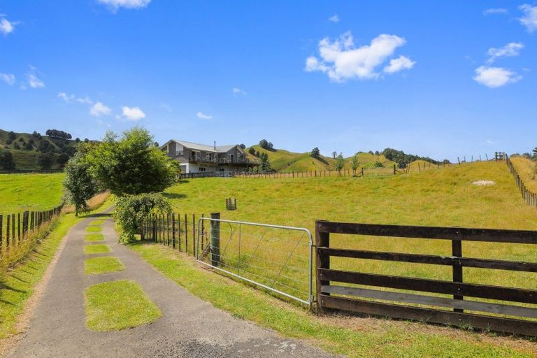 Photo of property in 74 Mania Road, Taumarunui, 3991