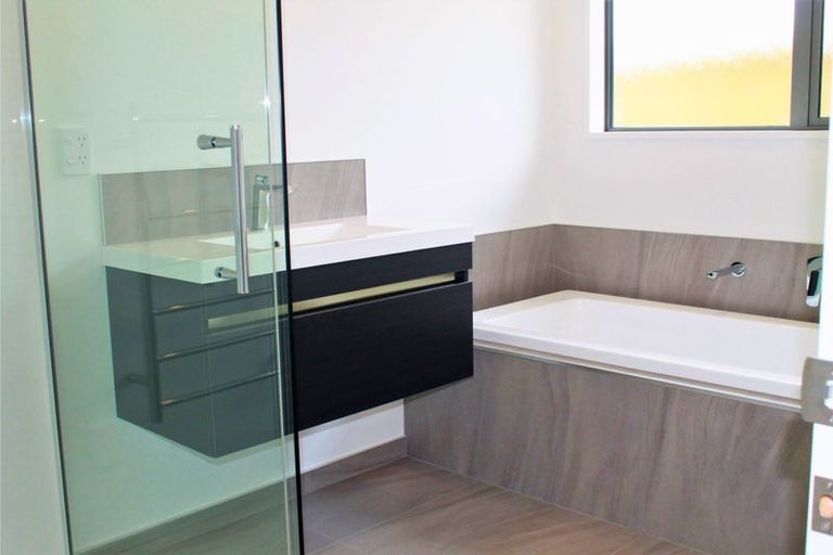 Photo of property in 23 Gossett Lane, Pegasus, 7612