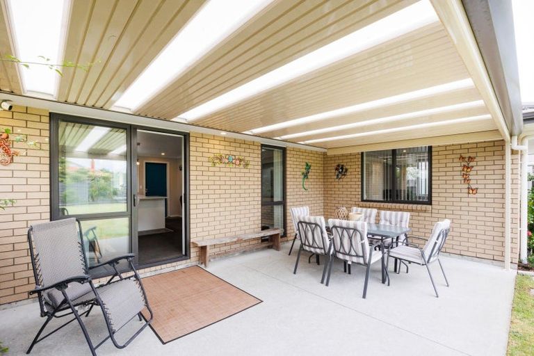 Photo of property in 6 Bryant Street, Takaro, Palmerston North, 4412