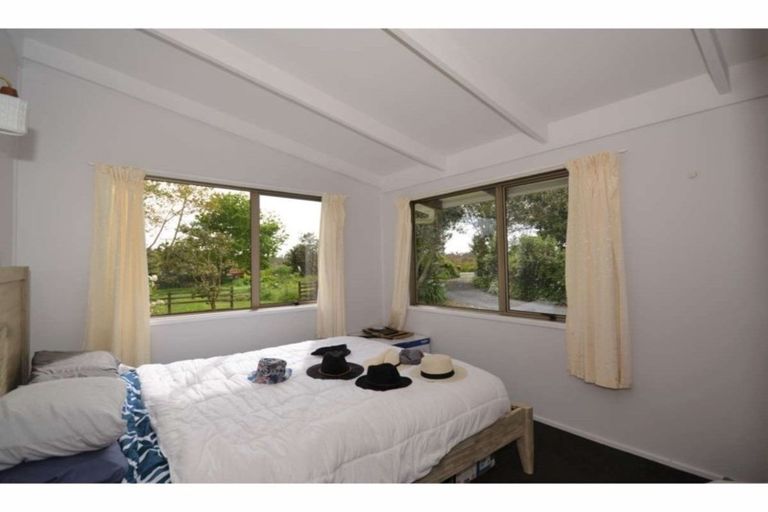 Photo of property in 260 Waimate North Road, Kerikeri, 0293