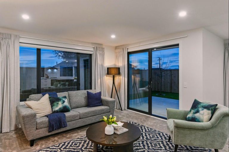 Photo of property in 21a Weraroa Road, Levin, 5510