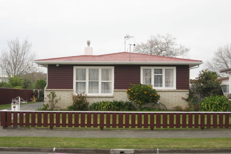 Photo of property in 63 Seddon Crescent, Marewa, Napier, 4110