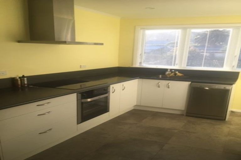 Photo of property in 53 Biddle Crescent, Taita, Lower Hutt, 5011