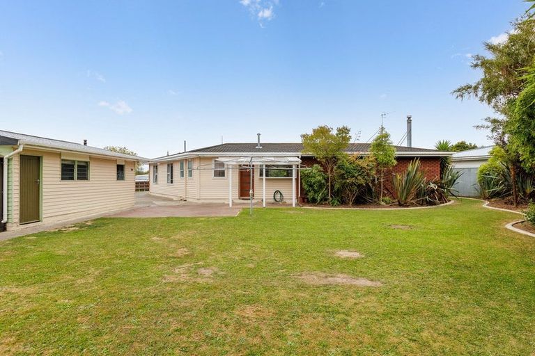 Photo of property in 30 Battersea Place, Roslyn, Palmerston North, 4414