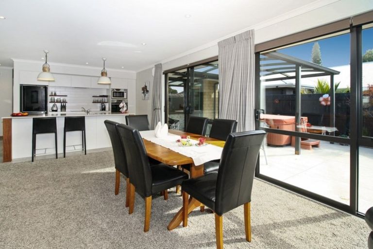 Photo of property in 260 Coronation Avenue, Welbourn, New Plymouth, 4310