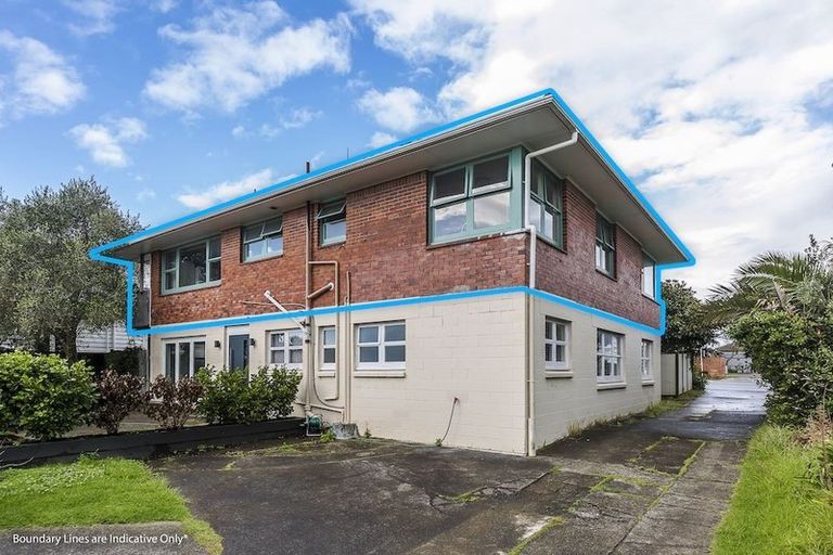 Photo of property in 1/9 Esmonde Road, Takapuna, Auckland, 0622