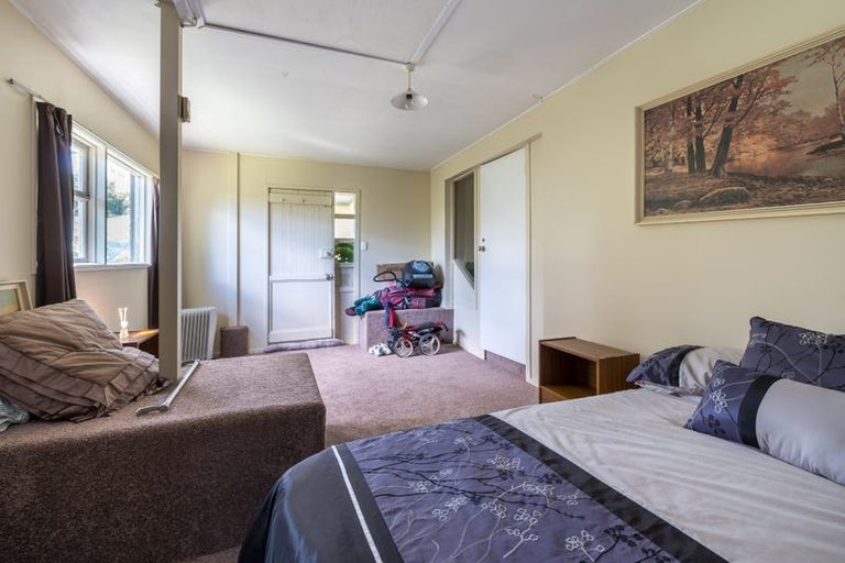 Photo of property in 67 Easther Crescent, Kew, Dunedin, 9012