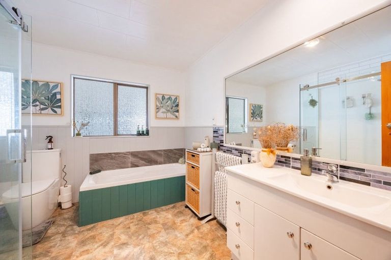 Photo of property in 128 Mangatarata Road, Waipukurau, 4285