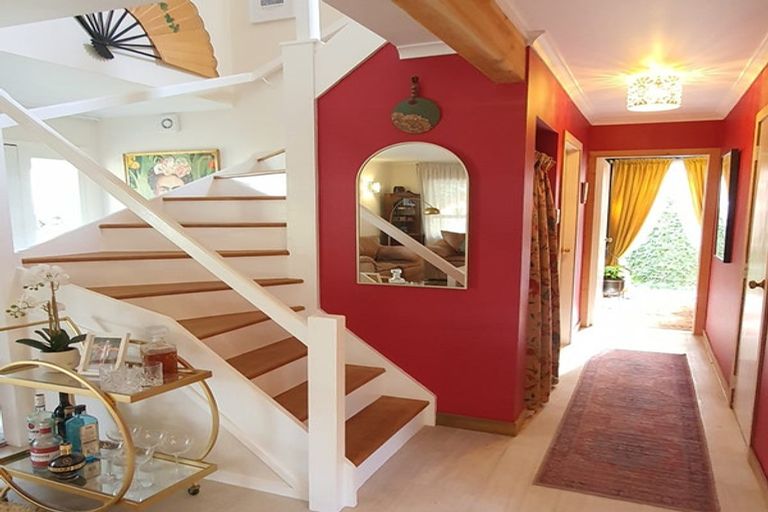 Photo of property in 8 Grants Avenue, Russell, 0202