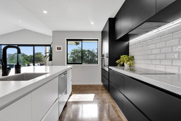 Photo of property in 376 Egmont Road, Hillsborough, New Plymouth, 4372