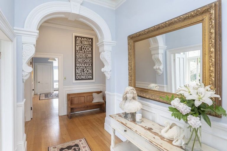 Photo of property in 172 Blighs Road, Strowan, Christchurch, 8052